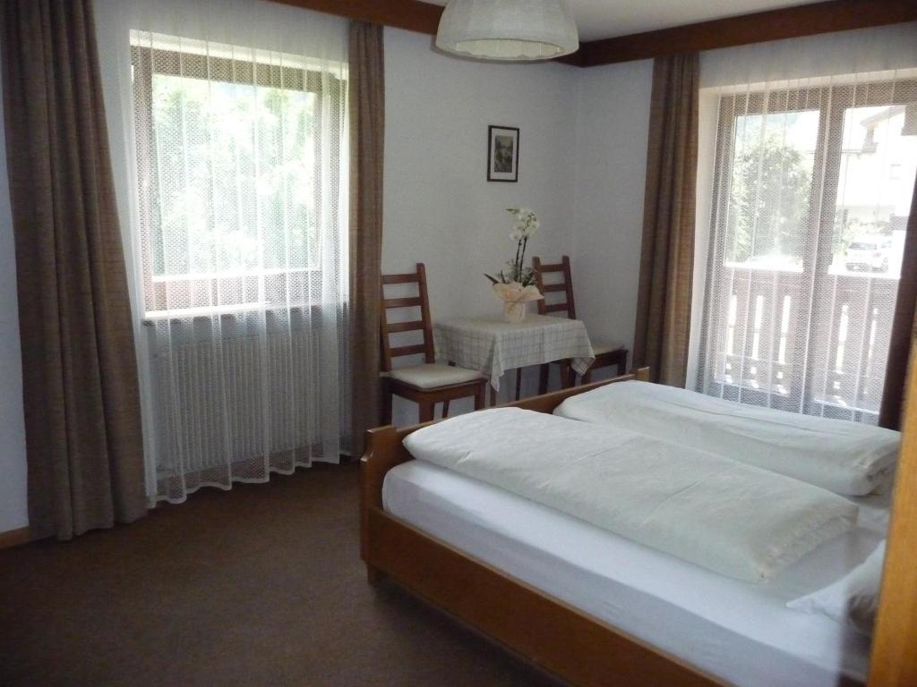 Garni Bonaria Aparthotel Corvara In Badia Exterior foto