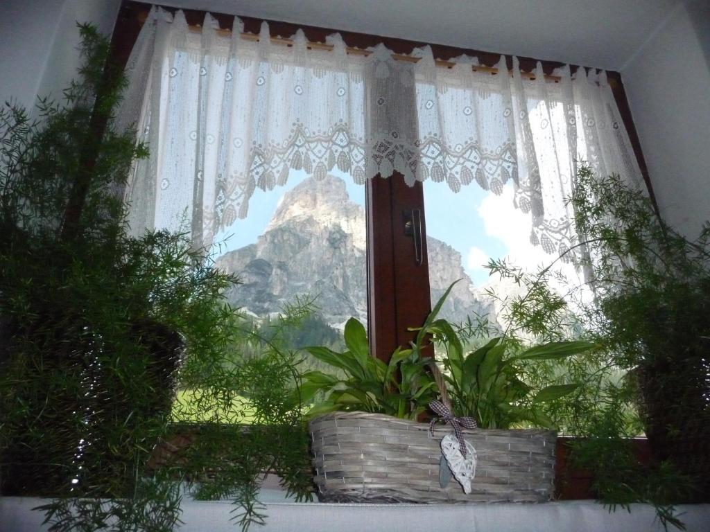 Garni Bonaria Aparthotel Corvara In Badia Exterior foto