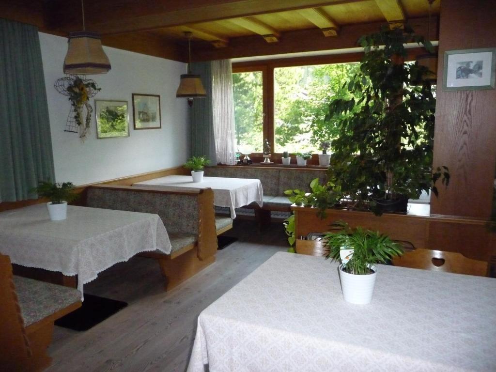 Garni Bonaria Aparthotel Corvara In Badia Exterior foto