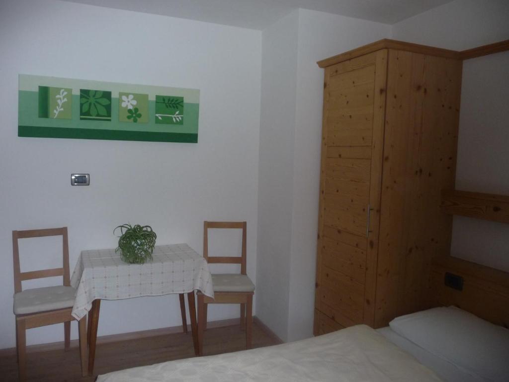 Garni Bonaria Aparthotel Corvara In Badia Quarto foto